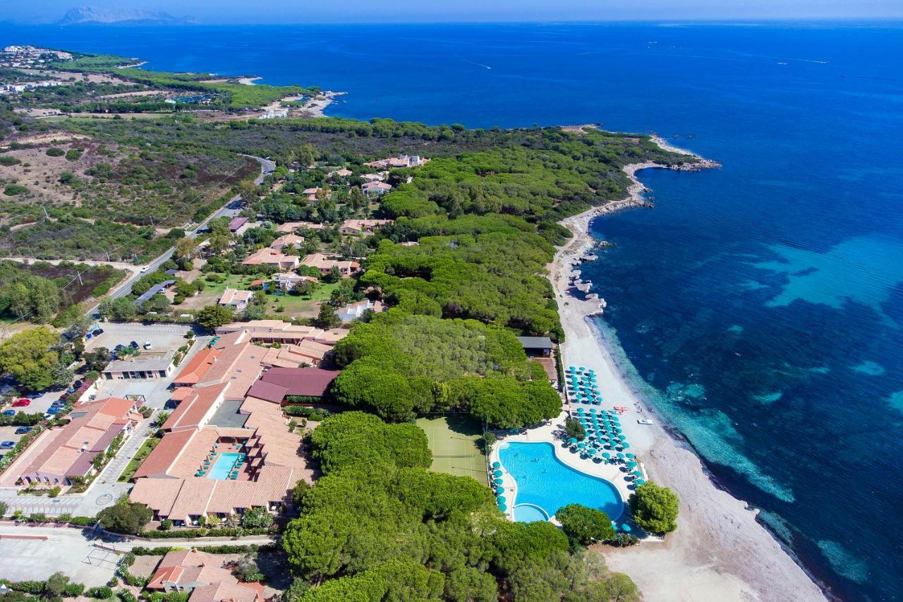 Club Hotel Marina Seada Beach Budoni Exterior foto