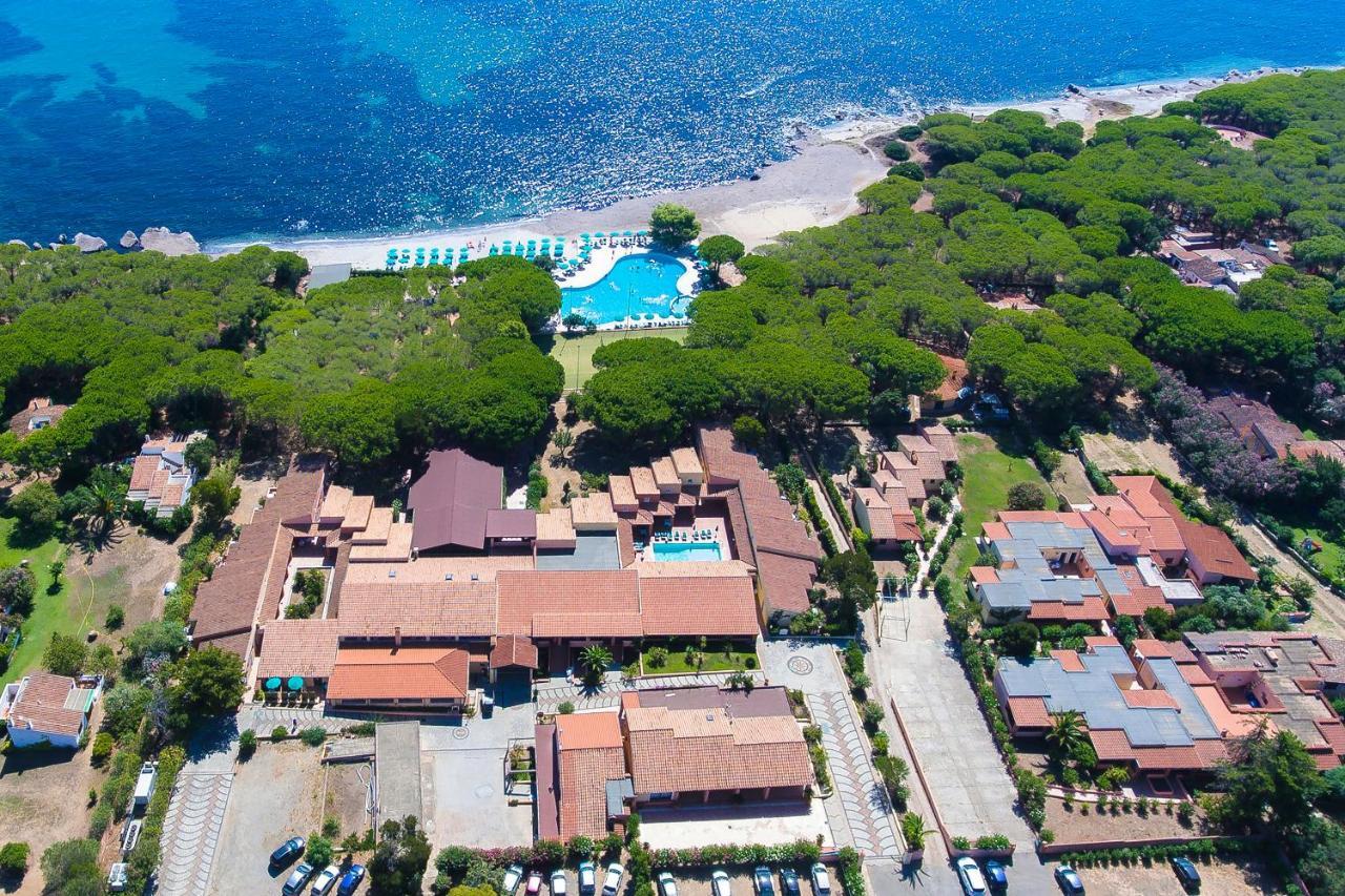 Club Hotel Marina Seada Beach Budoni Exterior foto