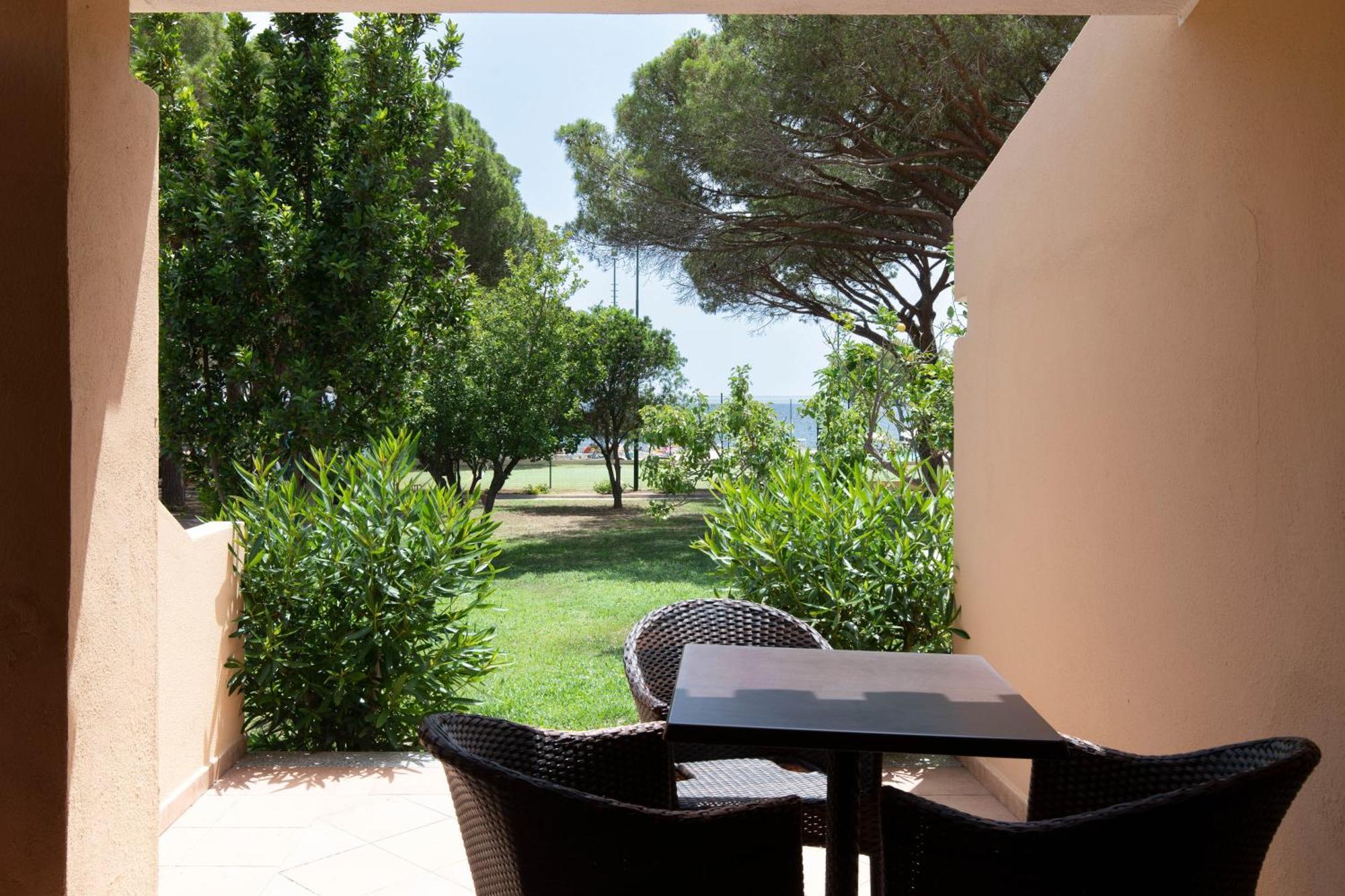 Club Hotel Marina Seada Beach Budoni Exterior foto
